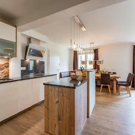 Miranda I زيل أم سي